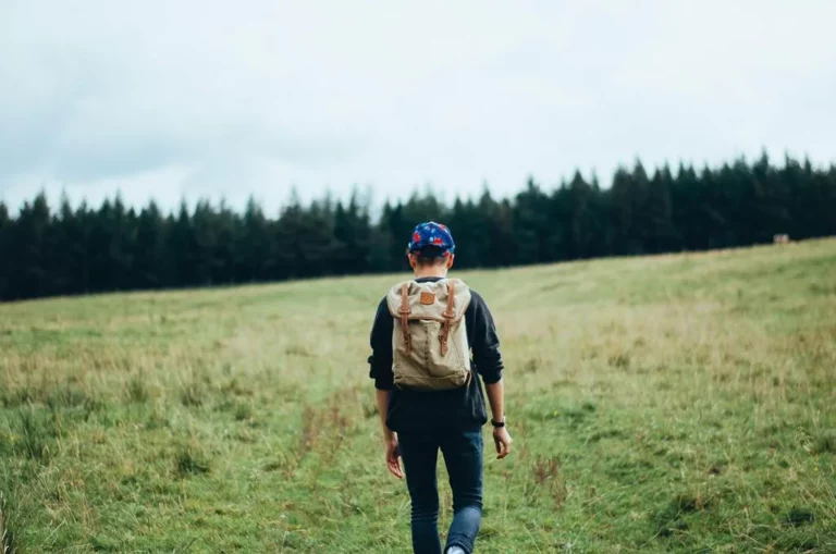 e5849c98 5584 43fc b602 379949ca9ed4 snapwiresnaps hiker 5982041920